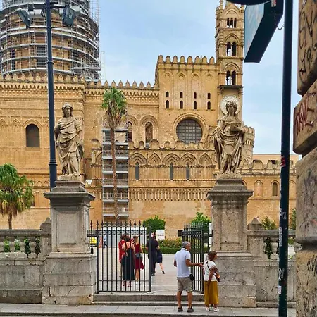 アパート Cattedrale - City Centre パレルモ